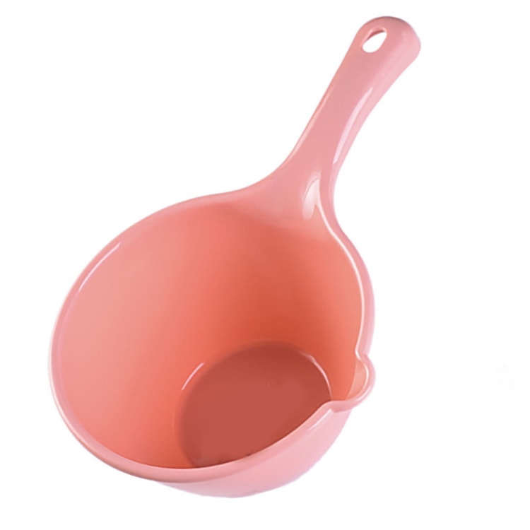 Plastic Water Ladle Bath Ladle, Dippers Water Bath Scoop for Bathing, Home Essential for Watering Flowers