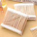 Natural Double Head Wood Cotton Swabs for Gentle Personal Care and Makeup Precision