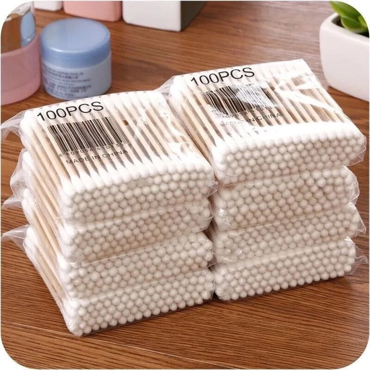 Natural Double Head Wood Cotton Swabs for Gentle Personal Care and Makeup Precision